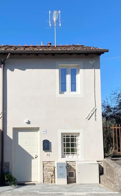 Relax&Business Wi-Fi, Tv Hd, Parcheggio Gratuito Vila Capannori Exterior foto